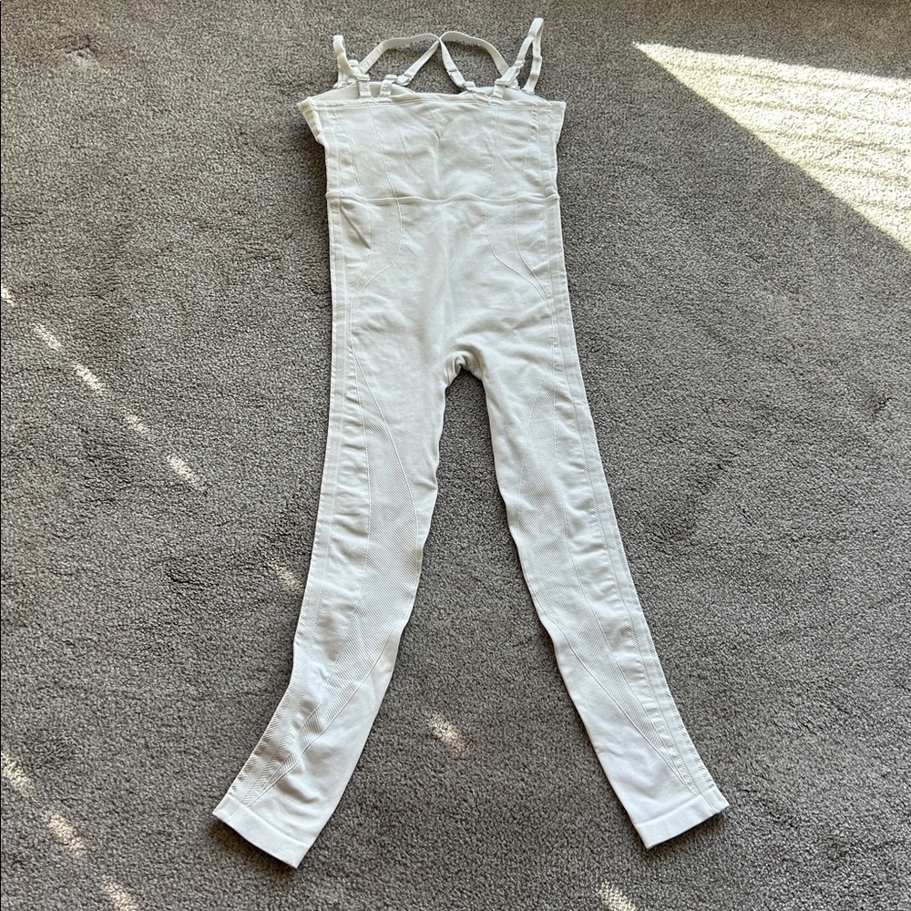 Ivy Park x Adidas Catsuit - Picture 2 of 5